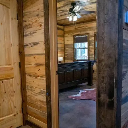 The Big Tex Luxury Cabin Is Epic Broken Bow Exterior photo