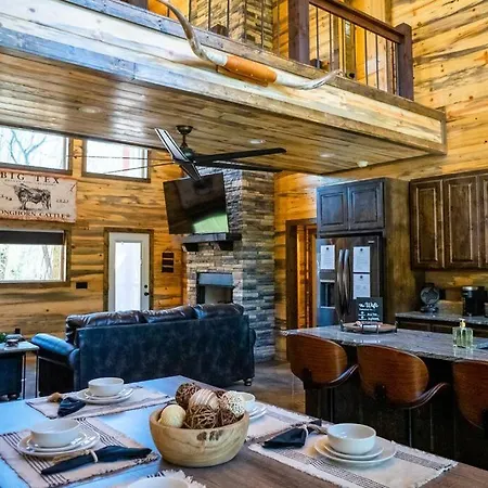 The Big Tex Luxury Cabin Is Epic Broken Bow Exterior photo