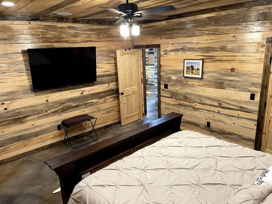 The Big Tex Luxury Is Epic Holiday home